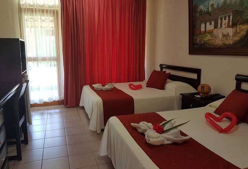 Hotel Amapola Resort