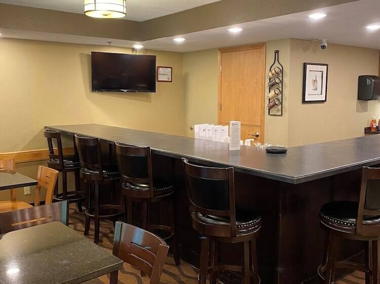 ホテル Americinn By Wyndham Algona