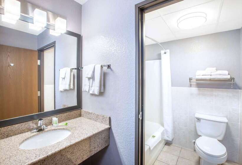 בית מלון כפרי Americinn By Wyndham Ankeny/des Moines