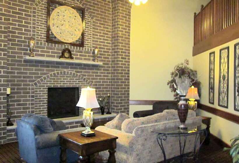 Отель Americinn By Wyndham Ashland