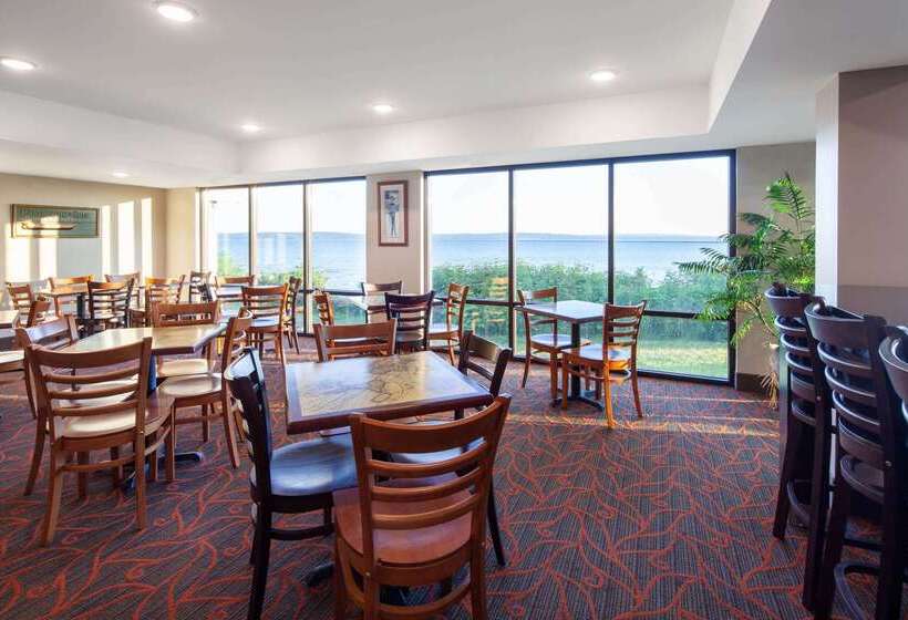 Отель Americinn By Wyndham Ashland