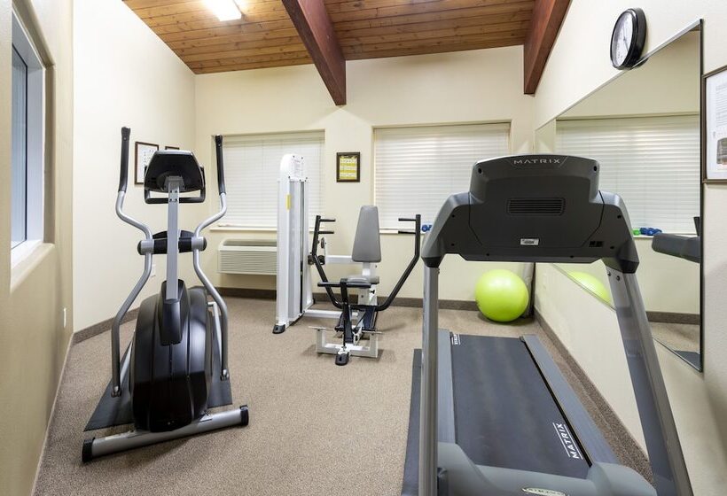 فندق Americinn By Wyndham Beaver Dam