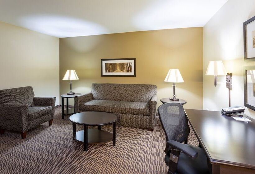 فندق Americinn By Wyndham Beaver Dam