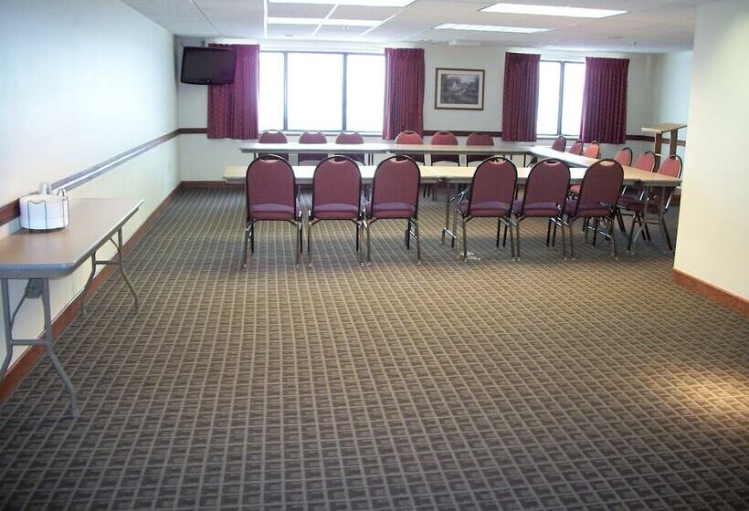 فندق Americinn By Wyndham Beulah