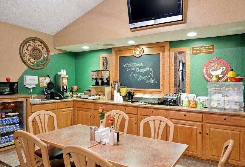 فندق Northwoods Inn & Suites Blackduck