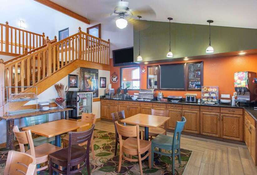 בית מלון כפרי Spark By Hilton Cedar Falls