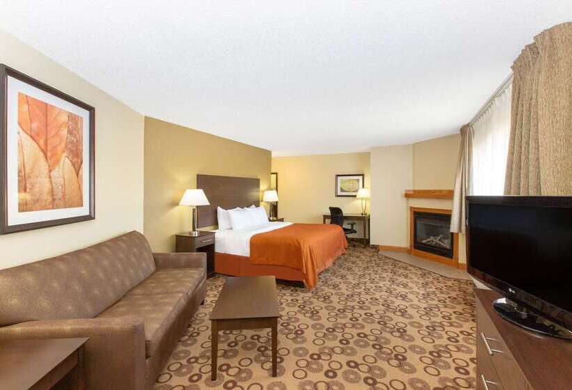 בית מלון כפרי Spark By Hilton Cedar Falls