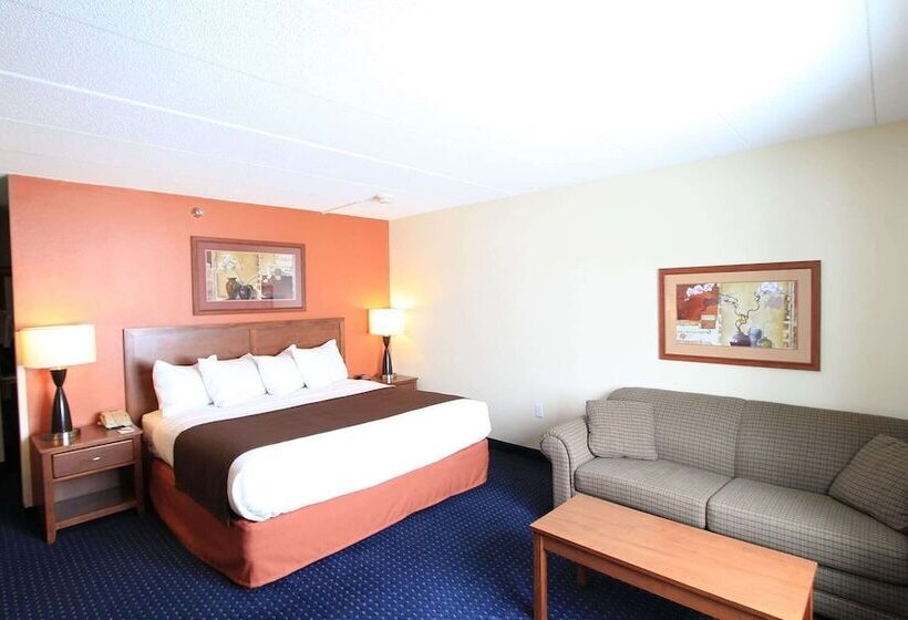 هتل Americinn By Wyndham Cedar Rapids Airport