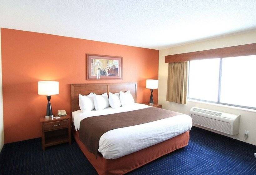 هتل Americinn By Wyndham Cedar Rapids Airport