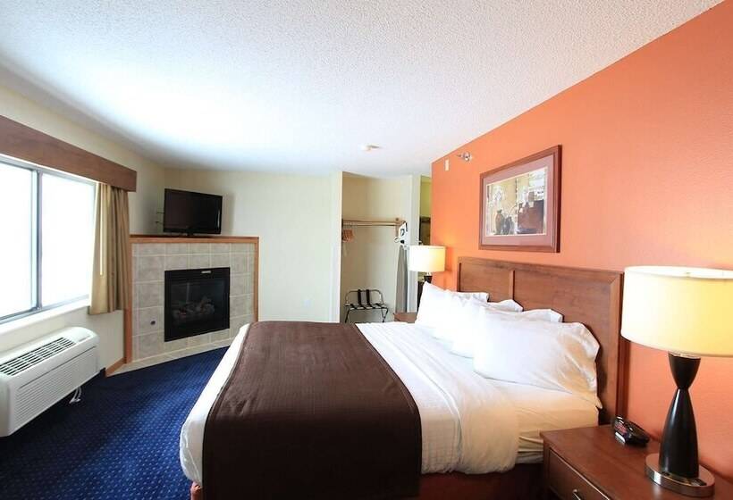 בית מלון כפרי Americinn By Wyndham Cedar Rapids Airport