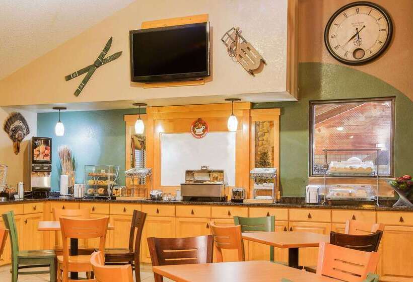 فندق Americinn By Wyndham Chamberlain  Conference Center