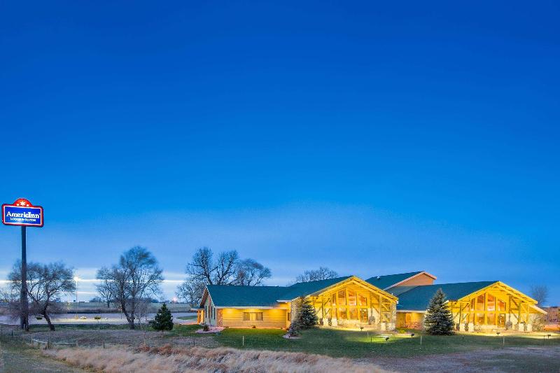 فندق Americinn By Wyndham Chamberlain  Conference Center