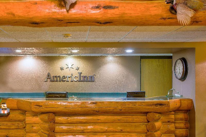 فندق Americinn By Wyndham Chamberlain  Conference Center