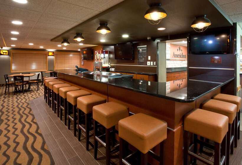 فندق Americinn By Wyndham Grafton