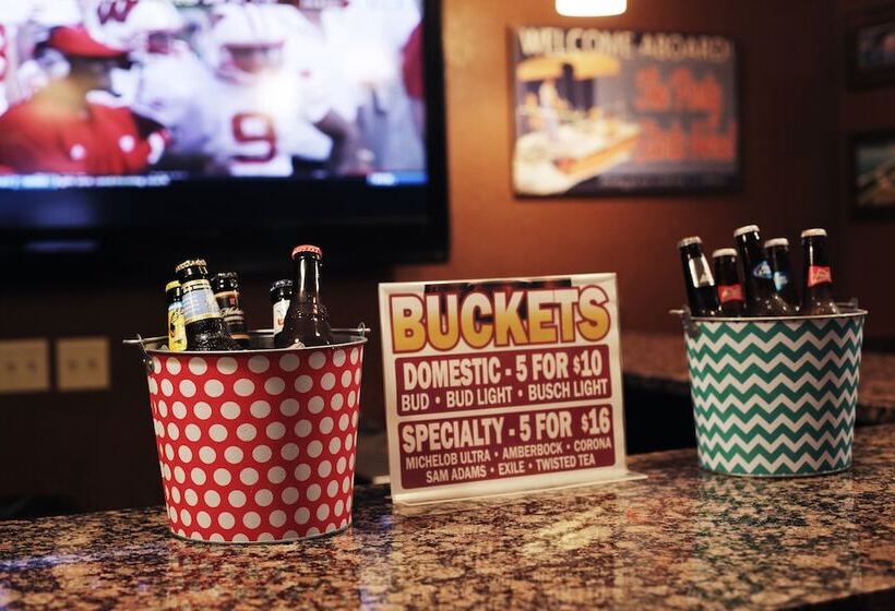 호텔 Red Lion Inn & Suites Grimes