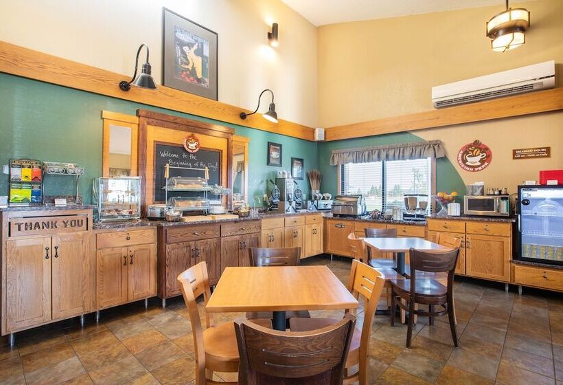 فندق Americinn By Wyndham Marshall