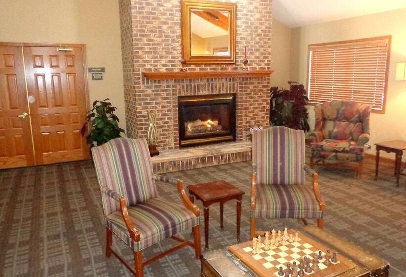 فندق Americinn By Wyndham Marshall