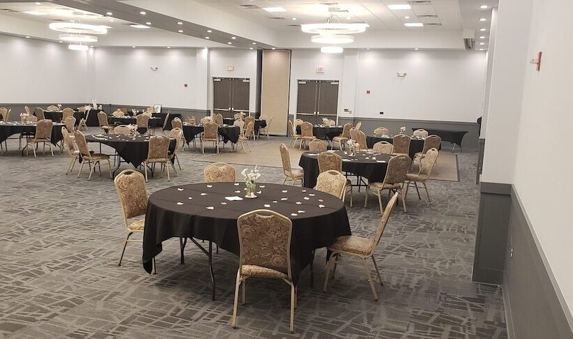 فندق Americinn By Wyndham Mounds View Minneapolis