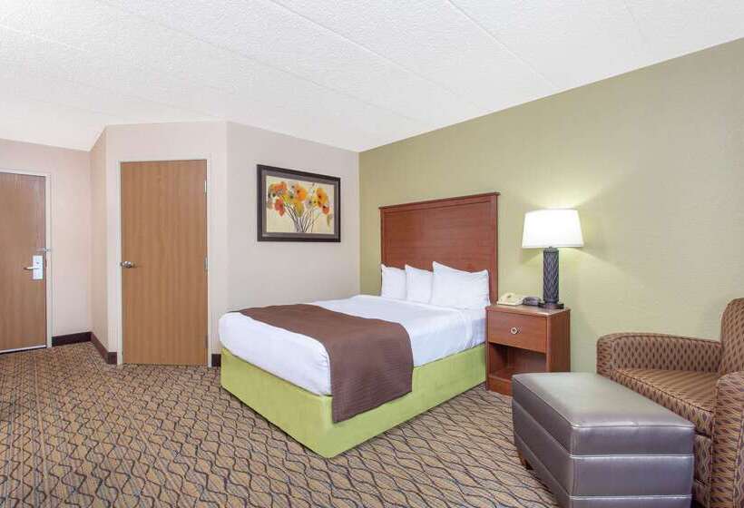 فندق Americinn By Wyndham Sheboygan