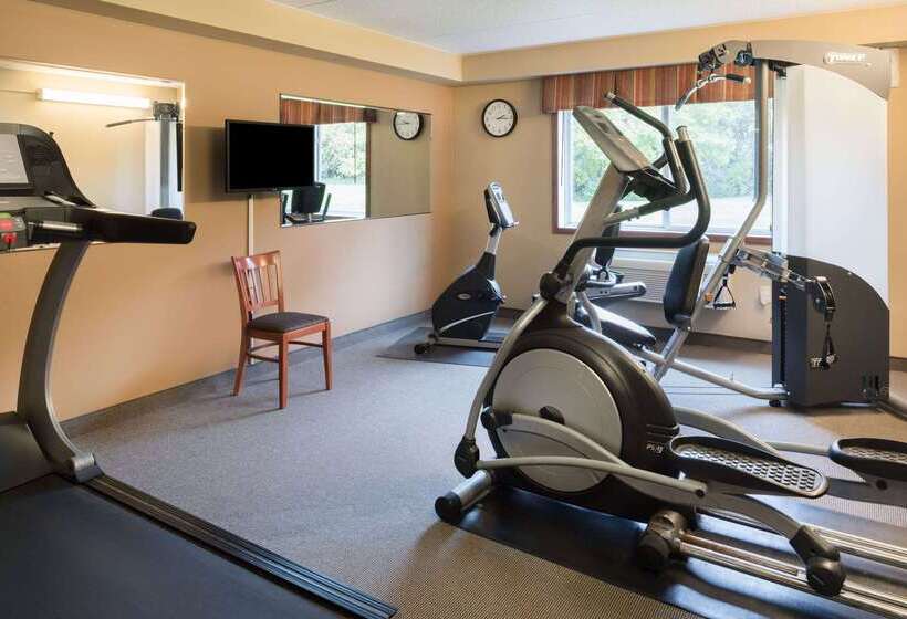 فندق Americinn By Wyndham Valley City  Conference Center