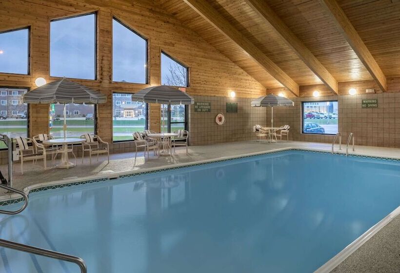בית מלון כפרי Americinn By Wyndham Valley City  Conference Center