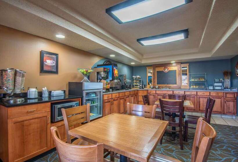 فندق Americinn By Wyndham Windsor Ft. Collins