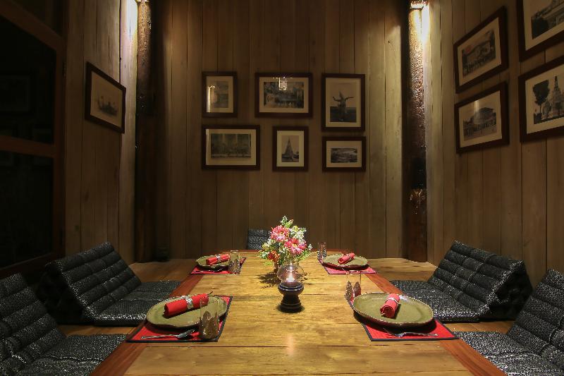 Отель Angkor Palace Suite & Villa