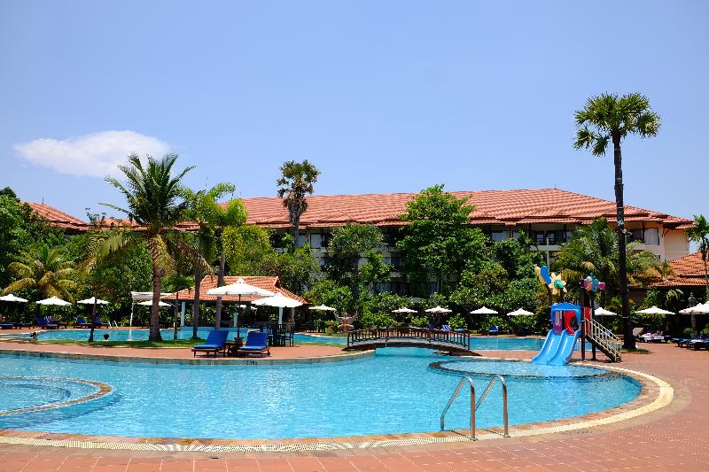 Отель Angkor Palace Suite & Villa