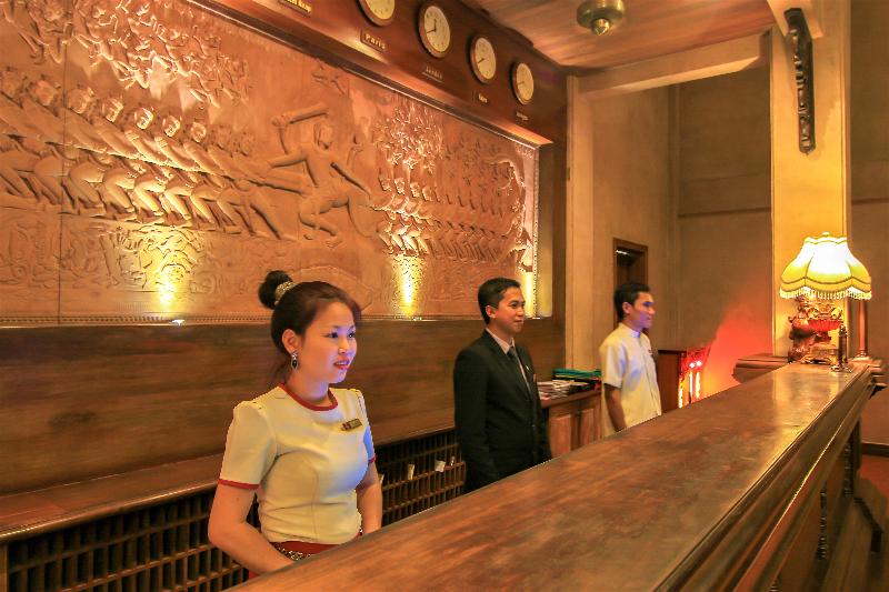 Отель Angkor Palace Suite & Villa