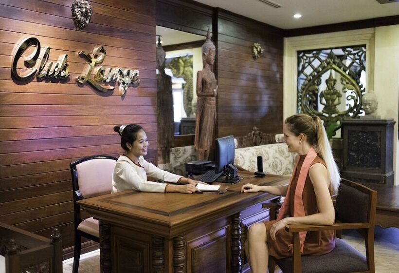 Отель Angkor Palace Suite & Villa