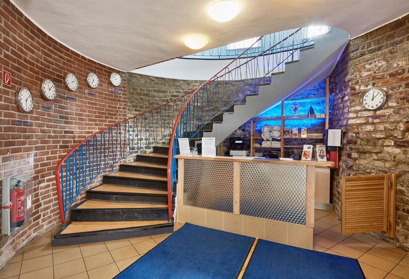 فندق a&o Koln Dom