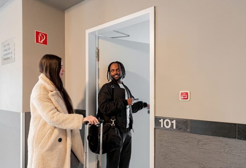 فندق a&o Koln Dom