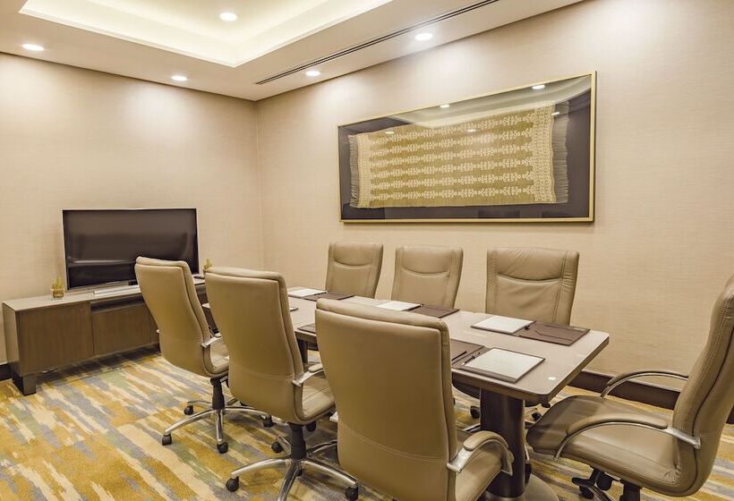 هتل Ascott Makati