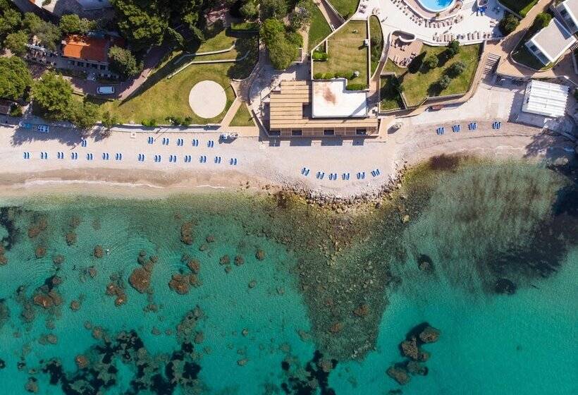 בית מלון כפרי Maistra Select Astarea