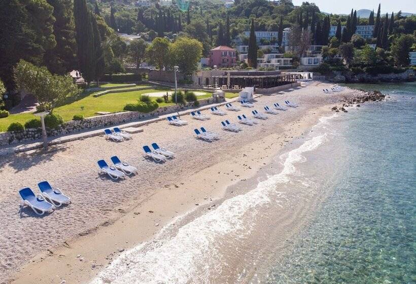 בית מלון כפרי Maistra Select Astarea