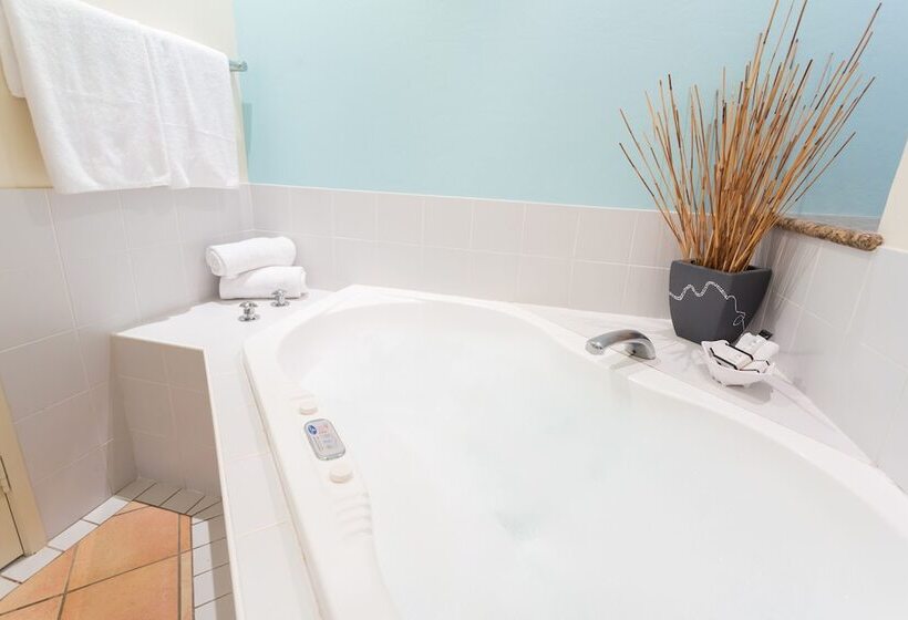 هتل Ballina Beach Resort