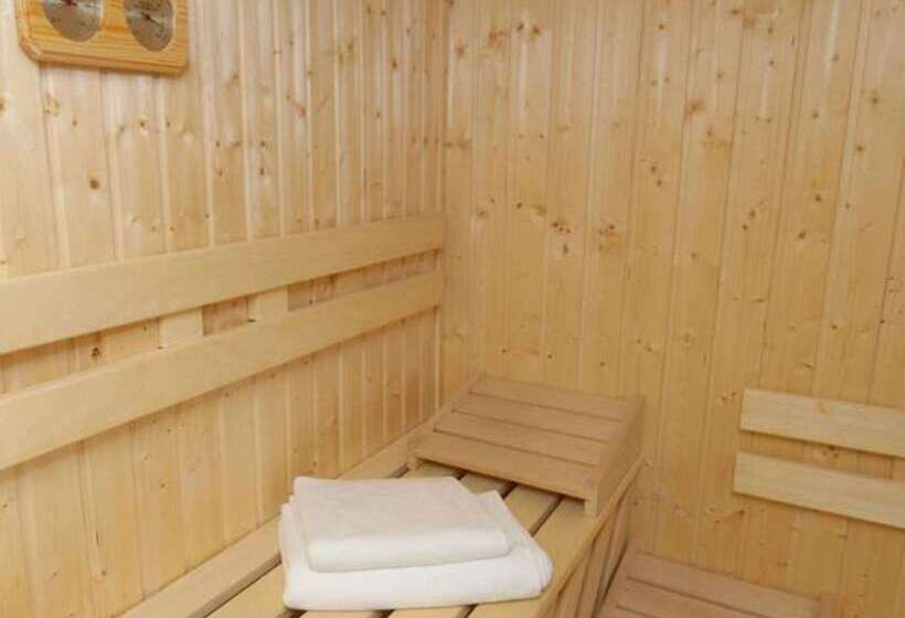 בית מלון כפרי Best Western Central