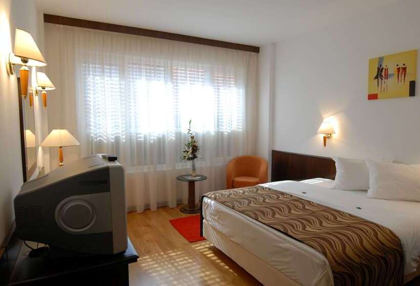 בית מלון כפרי Best Western Central