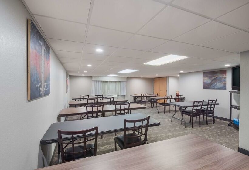 בית מלון כפרי Best Western Fort Wayne I69 North