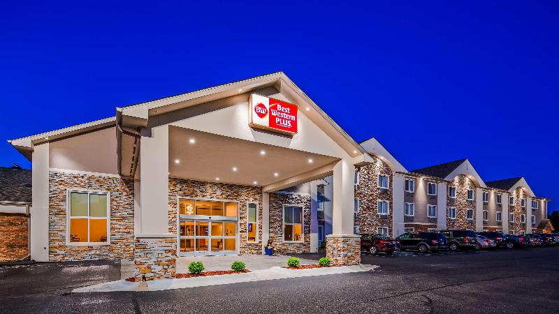 Отель Best Western Plus Flint Airport Inn & Suites
