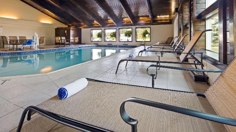 هتل Best Western Plus Flint Airport Inn & Suites