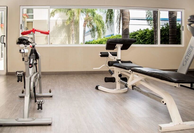 호텔 Best Western Plus Monterrey Airport