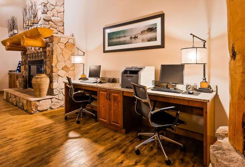 فندق Best Western Plus Sidney Lodge