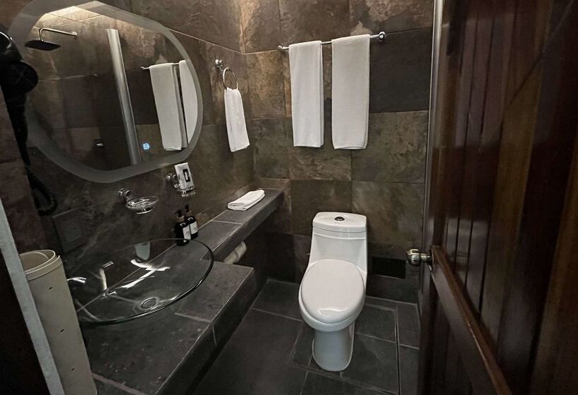 هتل Best Western Posada Chahue