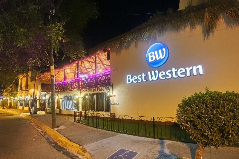 هتل Best Western Posada Chahue