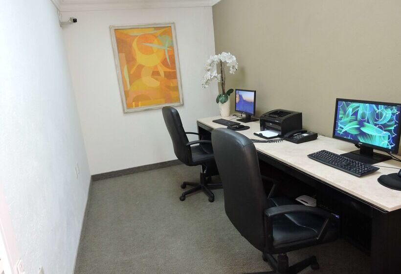 בית מלון כפרי Best Western Posada Del Rio