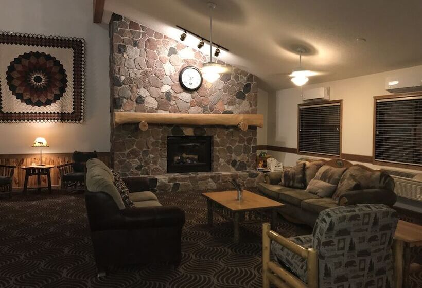 Boarders Inn & Suites By Cobblestone Hotels Wautoma