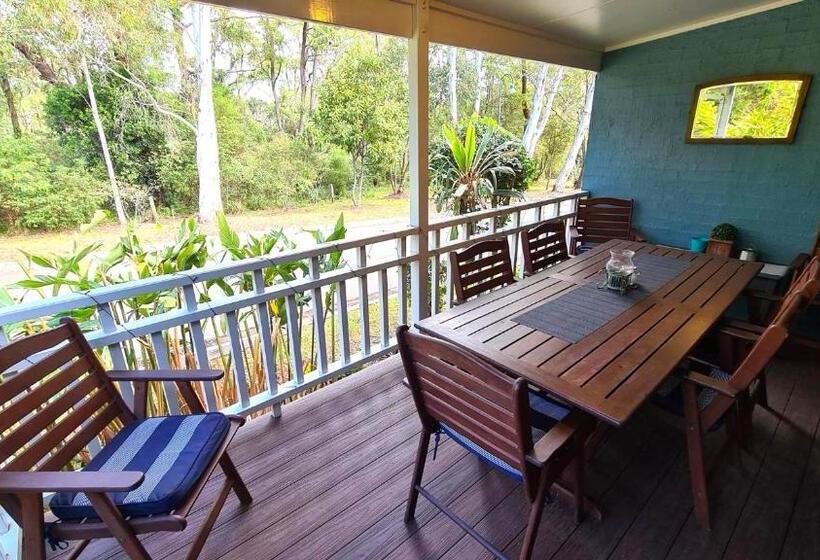 هتل Stay At Raffertys Resort