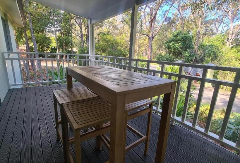 هتل Stay At Raffertys Resort