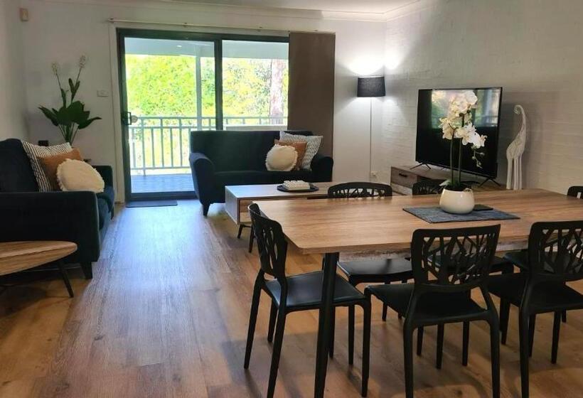 هتل Stay At Raffertys Resort